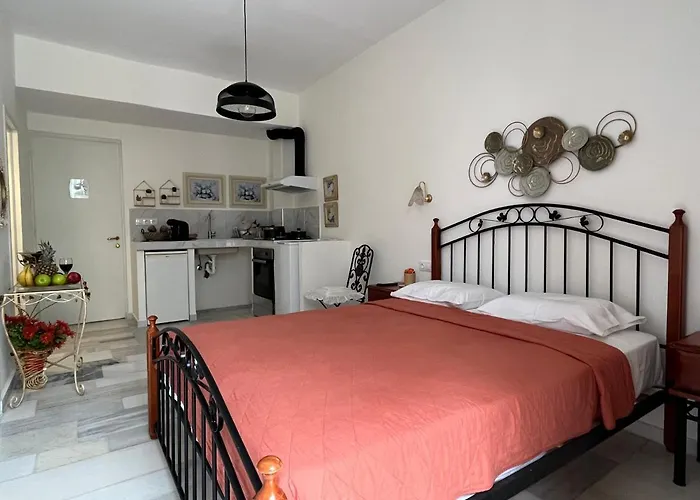 Konukevi Naxos Philoxenia 3*