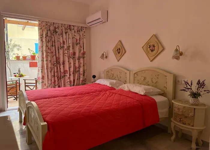 Konukevi Naxos Philoxenia Naxos City