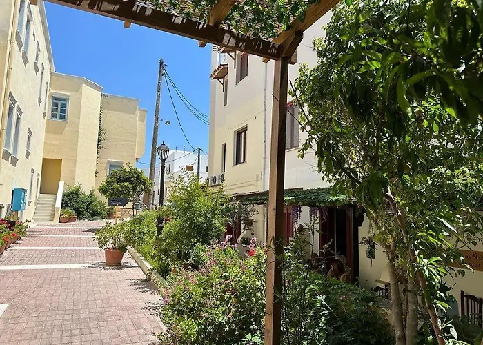 Naxos Philoxenia Konukevi 3*